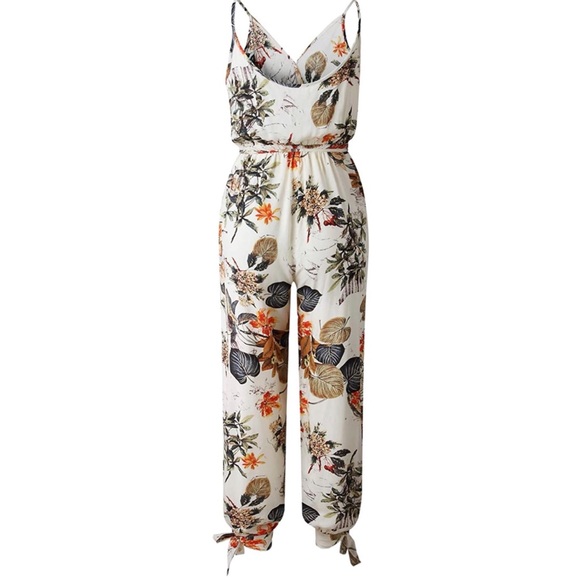 Floral V Neck Backless Halter Sleeveless Jumpsuit - Picture 4 of 7